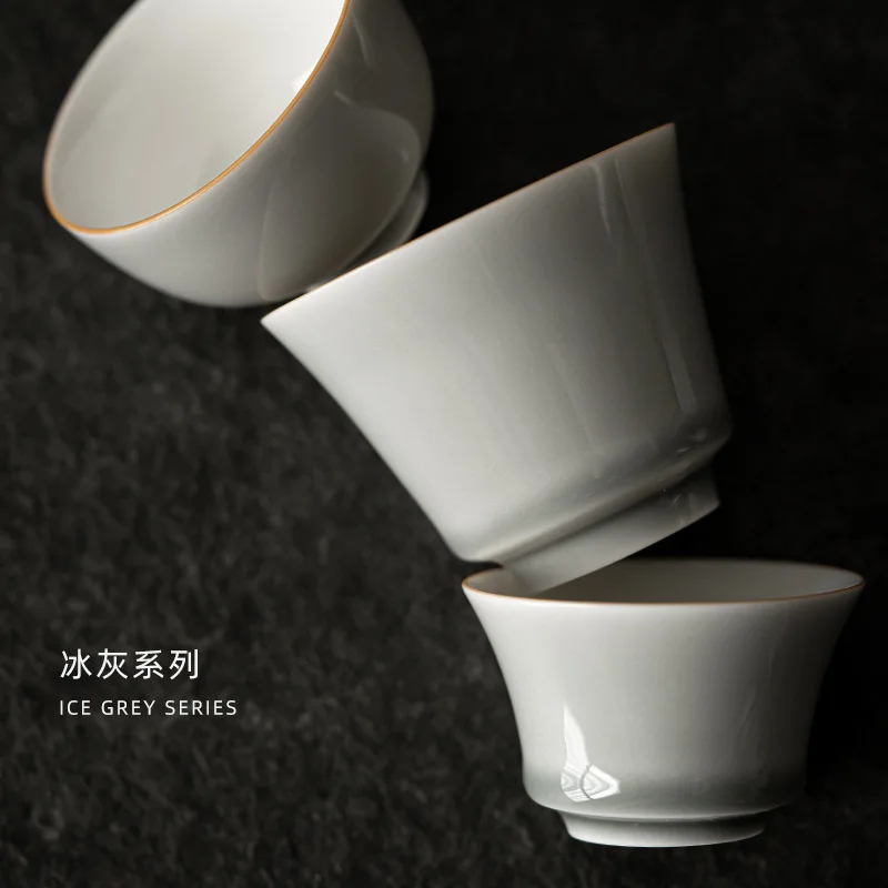 Taza de esmalte gris hielo de  - Japanese Pottery reseña y precio